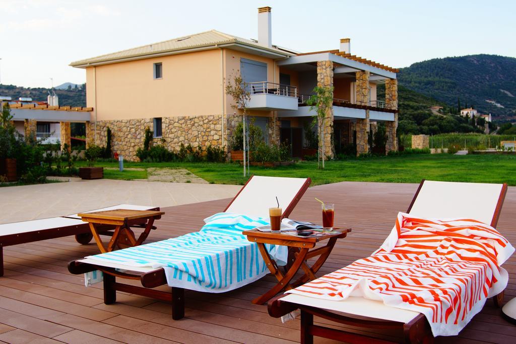 Cavos Fokidos Chiliadou (Fokida) Exterior foto