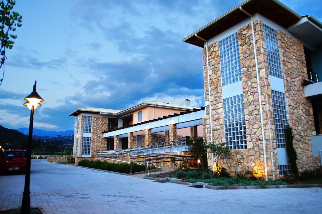 Cavos Fokidos Chiliadou (Fokida) Exterior foto